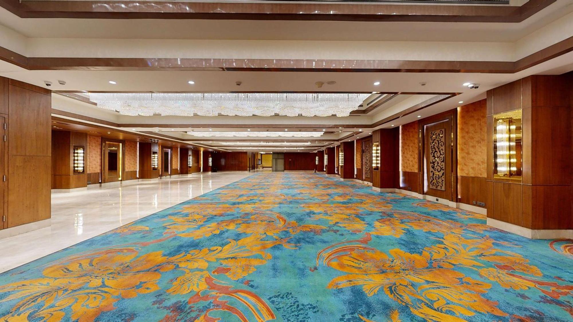Radisson Blu Towers Kaushambi Delhi NCR Hotel Ghaziabad Bagian luar foto The Grand Ballroom