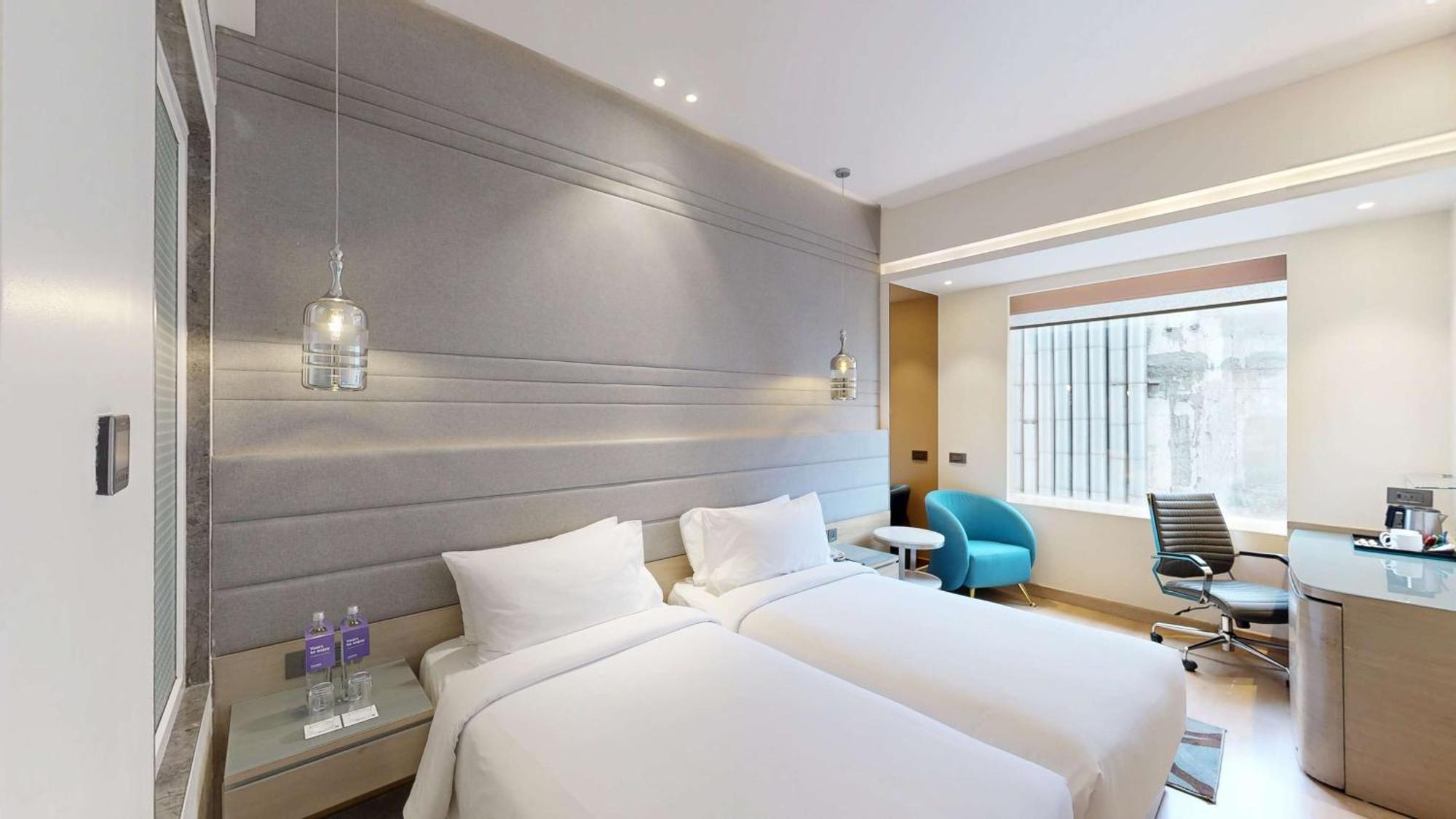 Radisson Blu Towers Kaushambi Delhi NCR Hotel Ghaziabad Bagian luar foto Deluxe Room